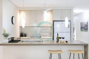 Zen on Stuart: 3-BR Penthouse Pad + Pool + BBQ